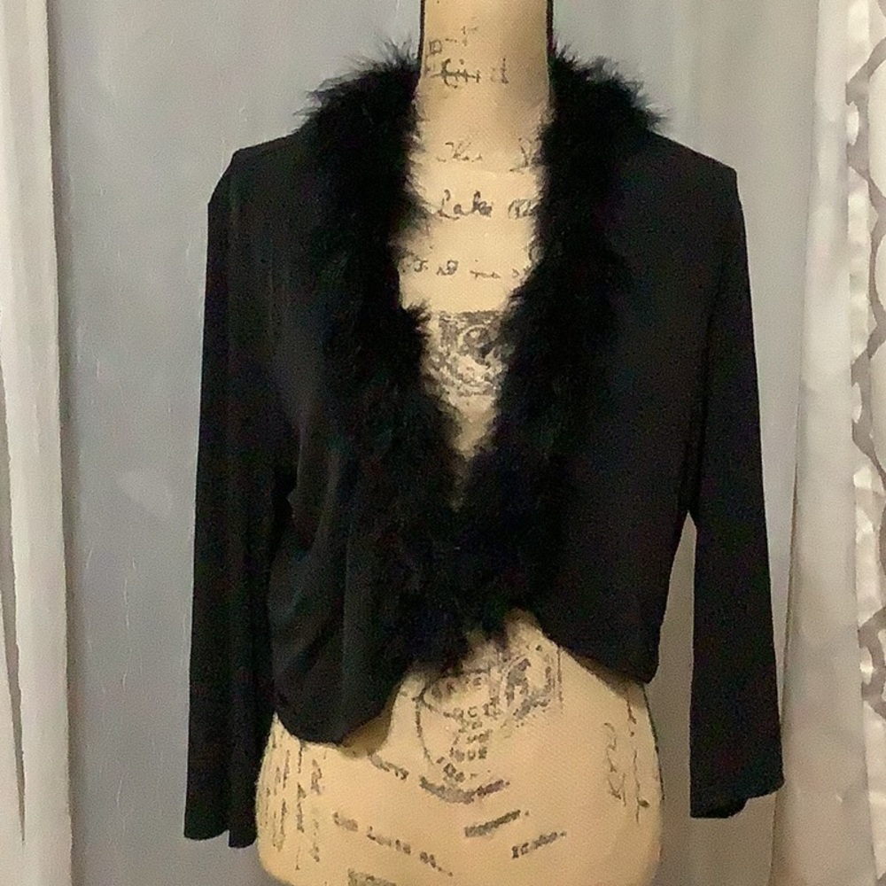 Calvin Klein solid shrug